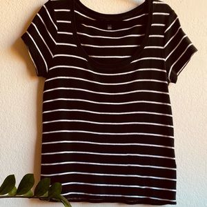 Ralph Lauren Black and White Striped tee XL